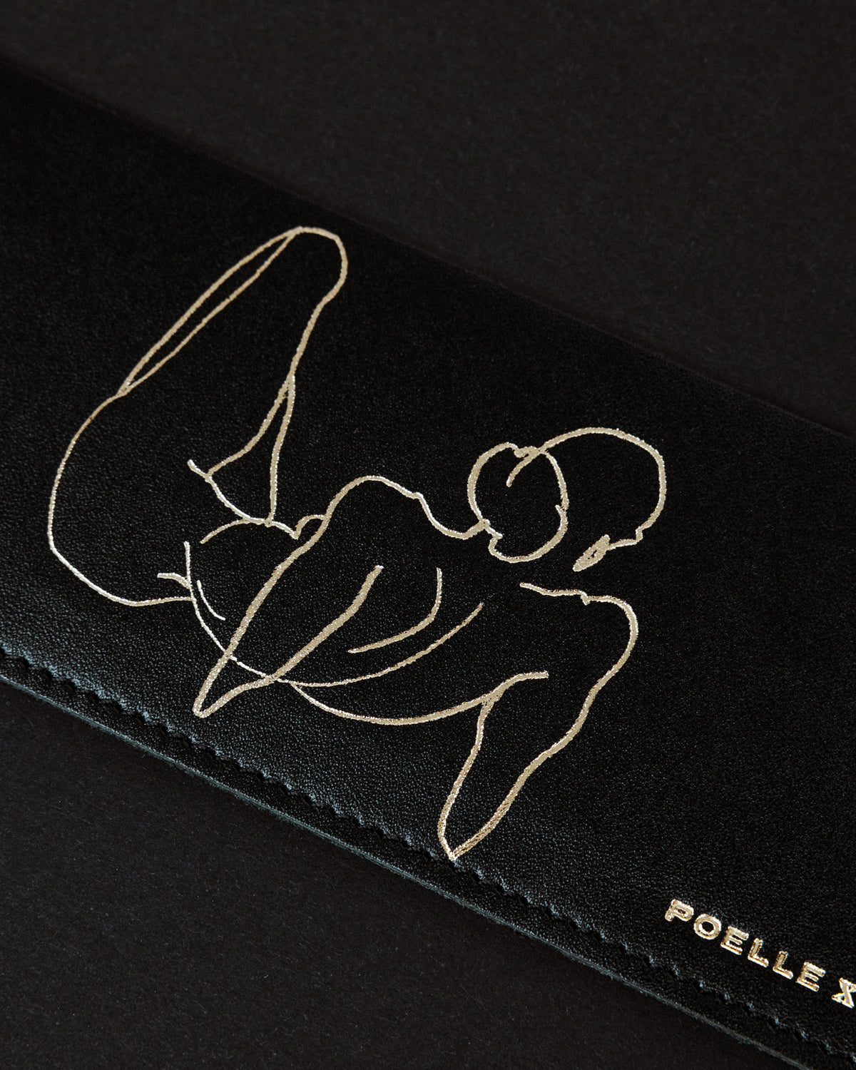 Satisfaction clutch у Червоногарячому