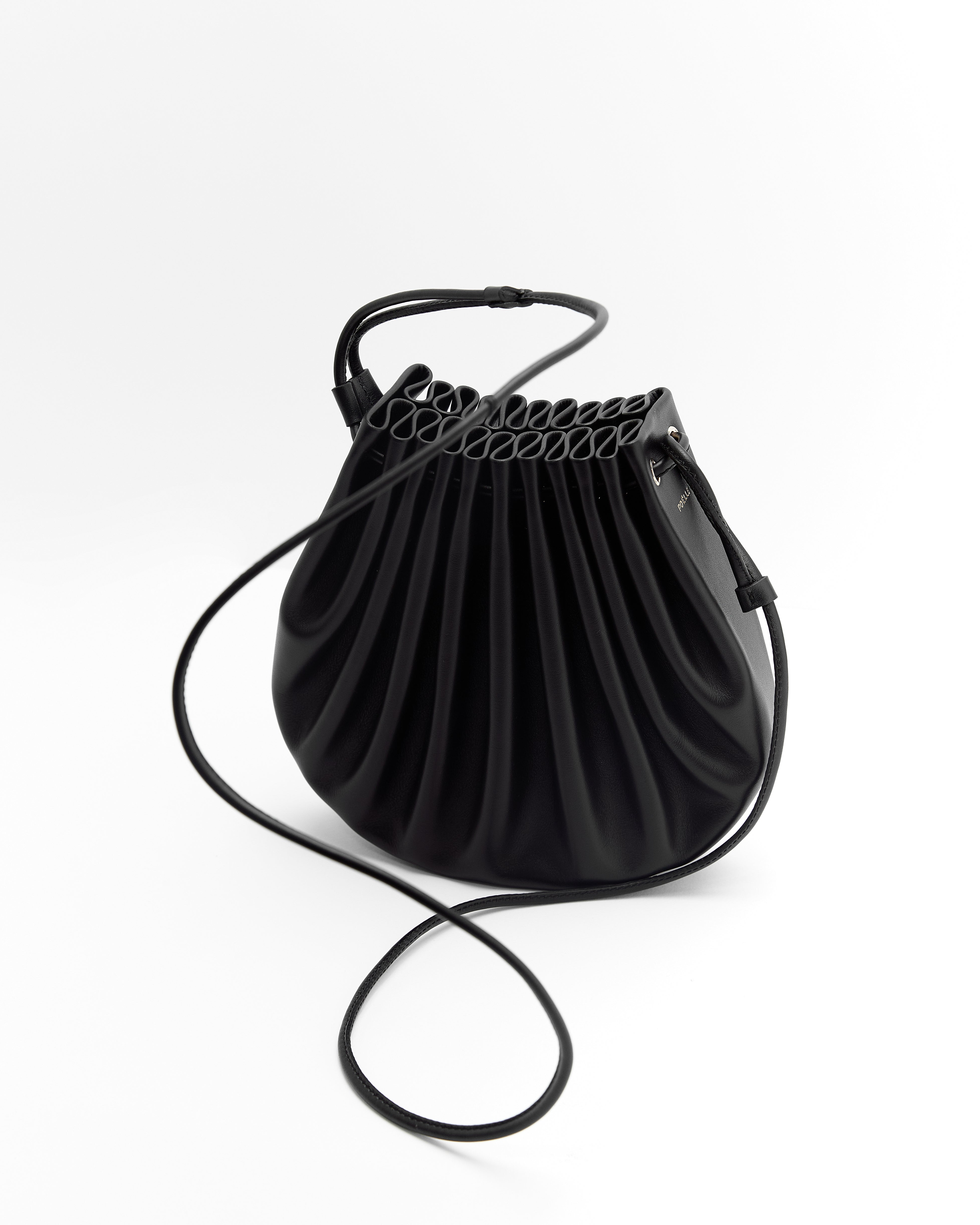 Costa bag Чорний