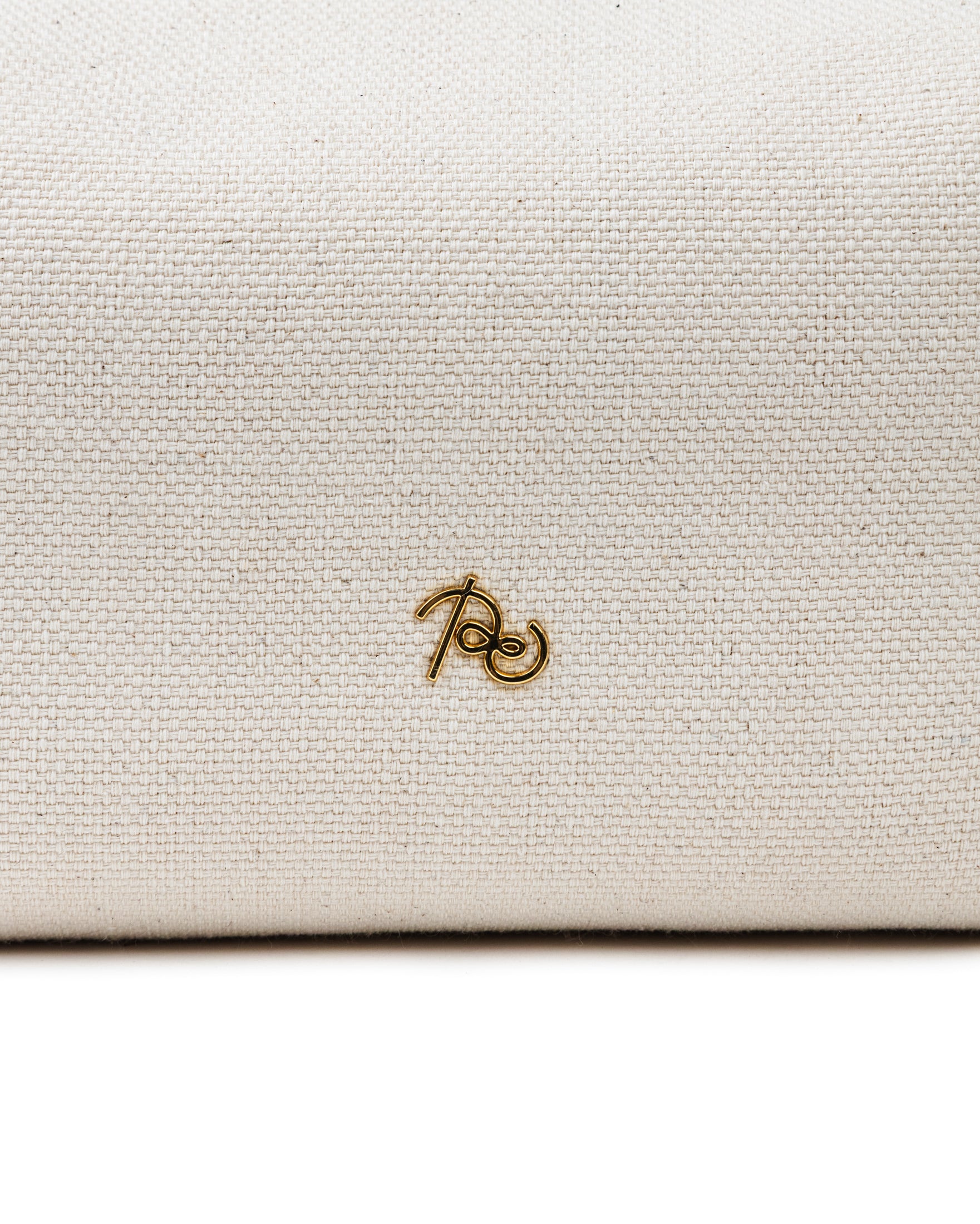 Make-up bag Молочний