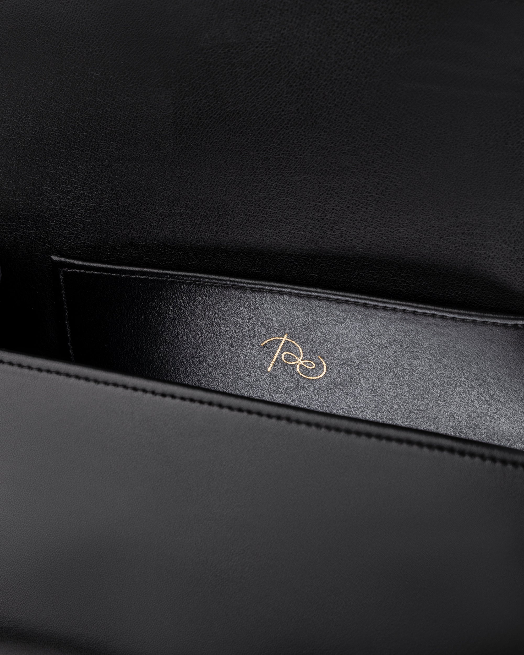 Untitled bag Small Чорний