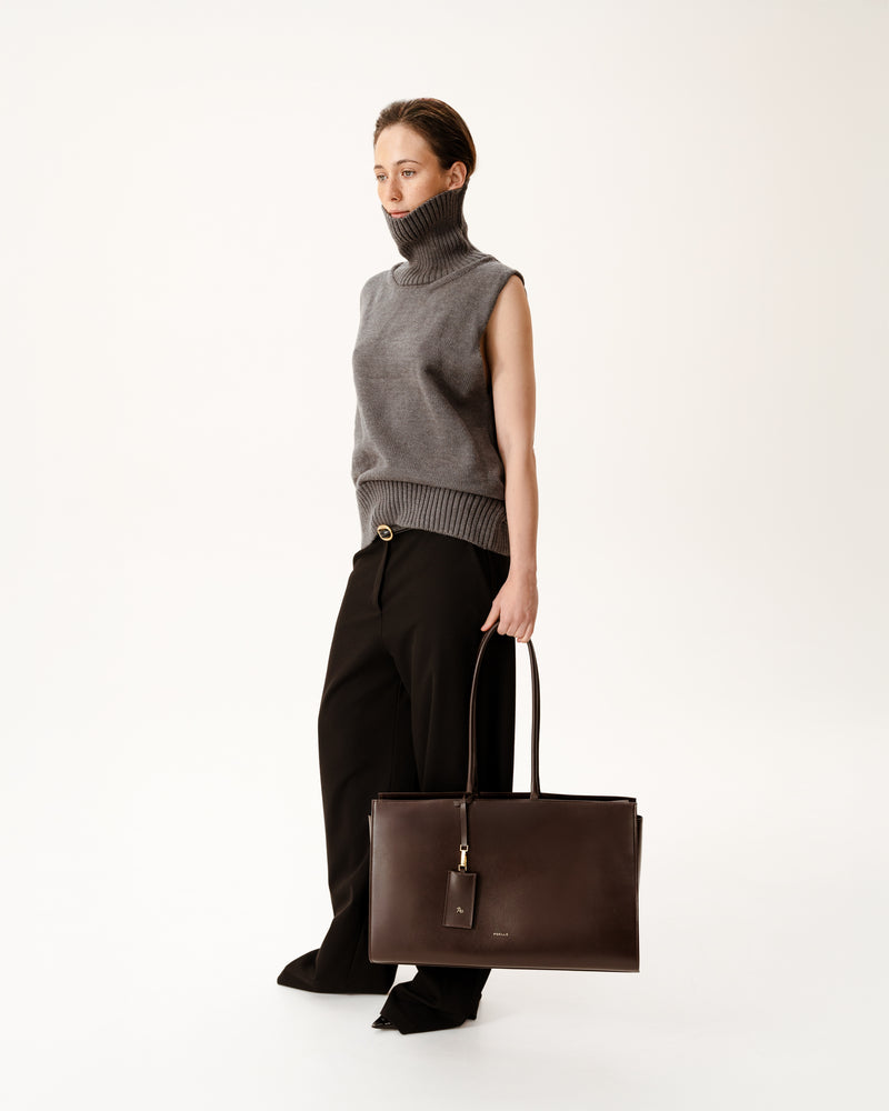 Medium Carolyn Tote Bag Коричнева