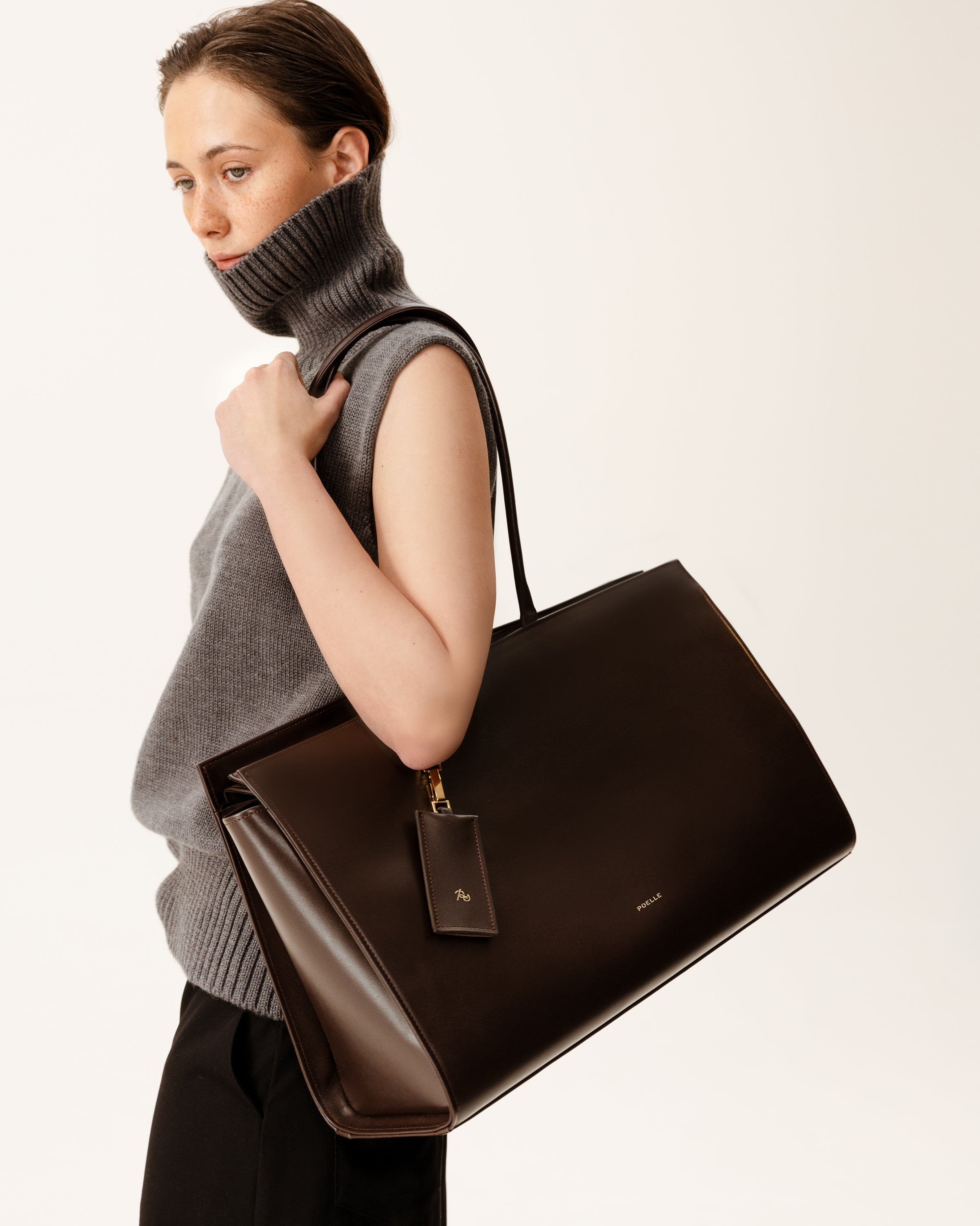 Large Carolyn Tote Bag Коричнева