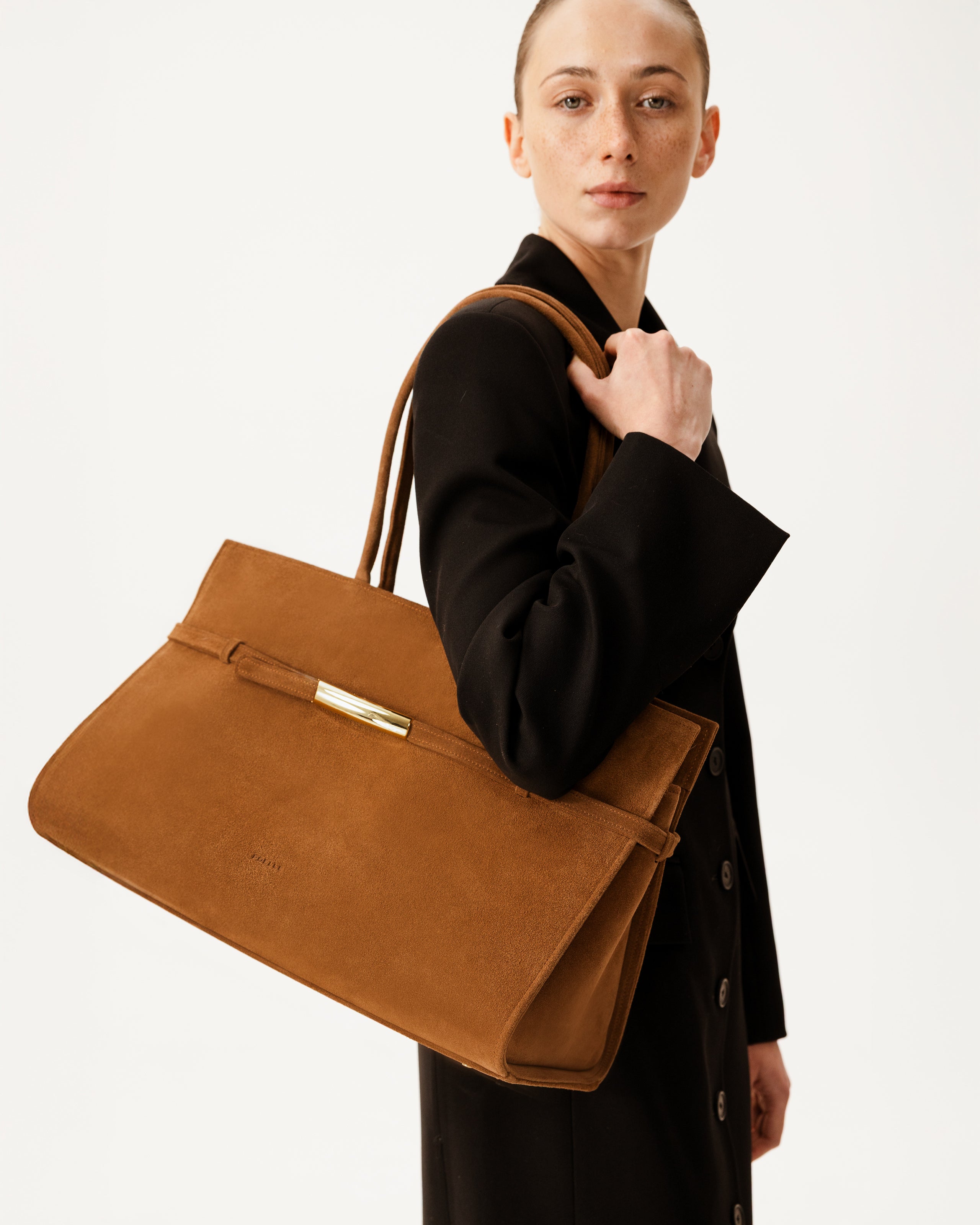Object № 03 bag Large Карамель