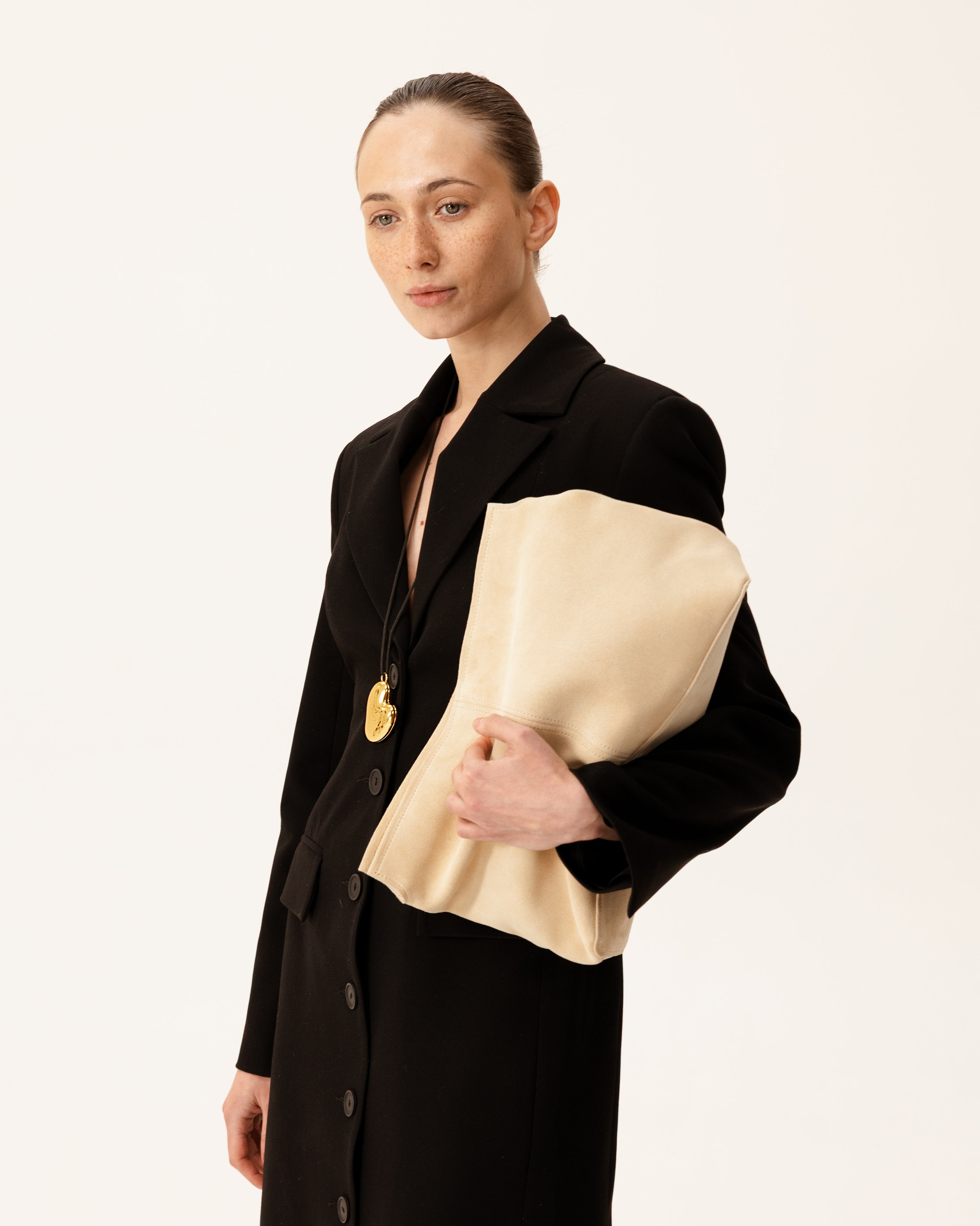 Elza clutch Молочний