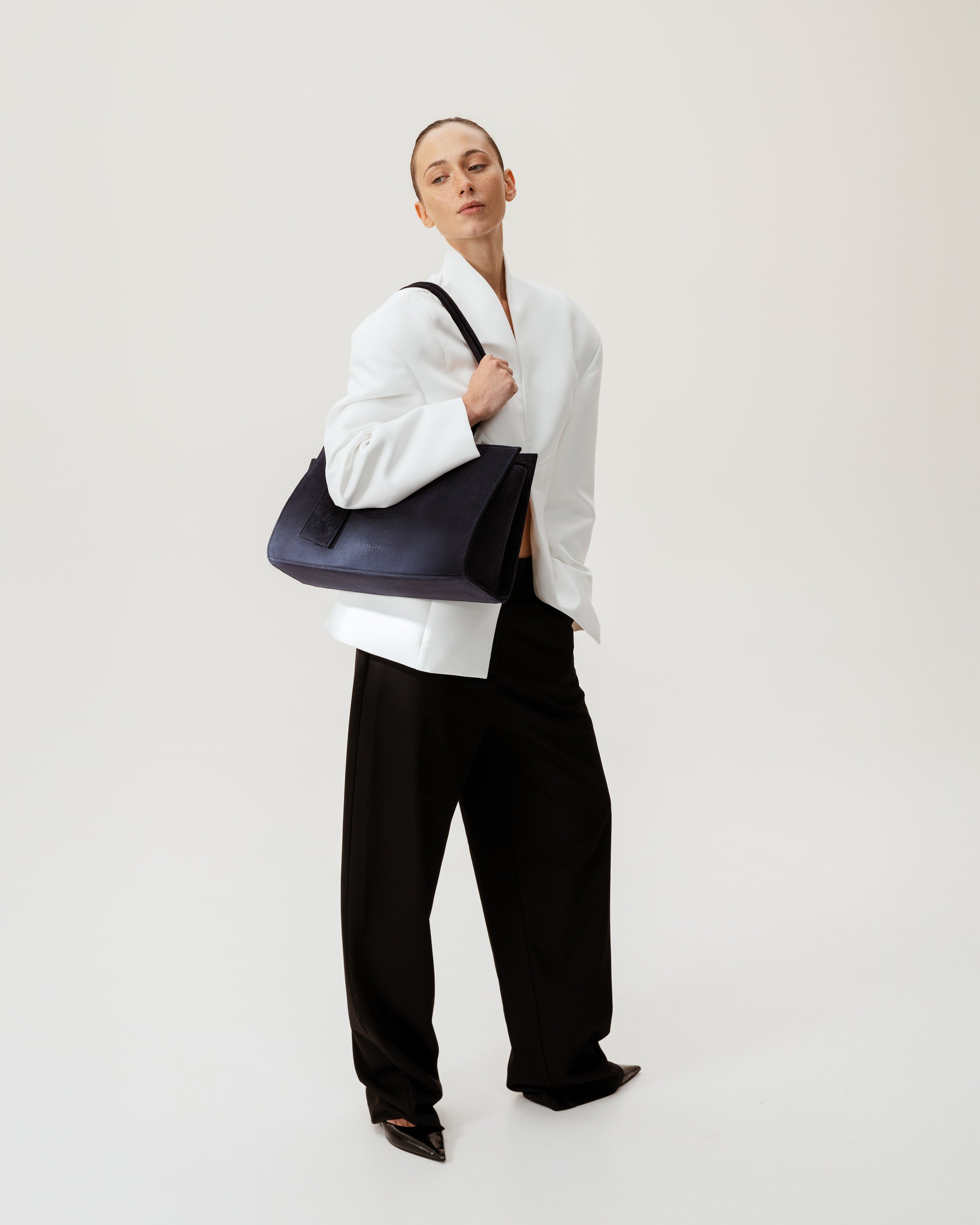 Medium Carolyn Tote Bag Navy