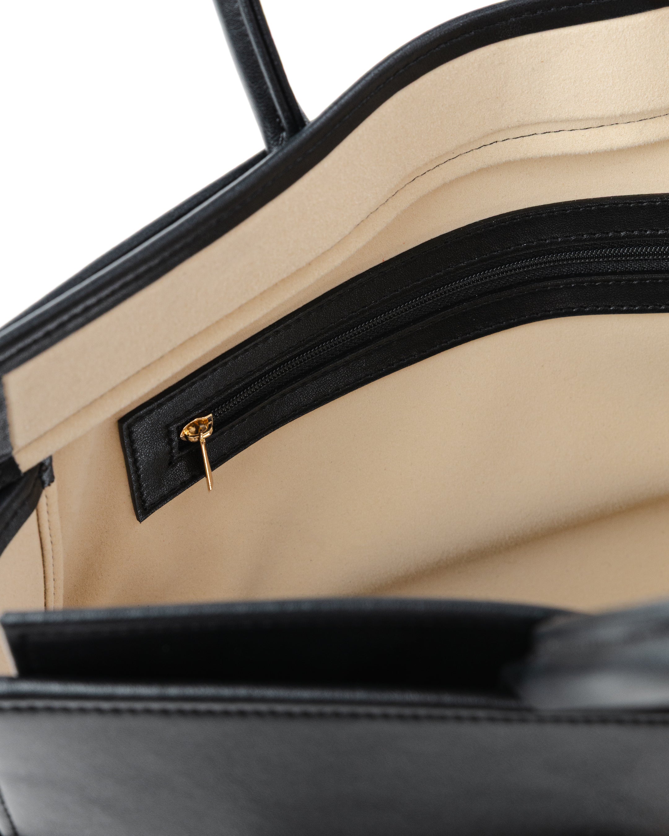Object № 03 bag Medium Чорна