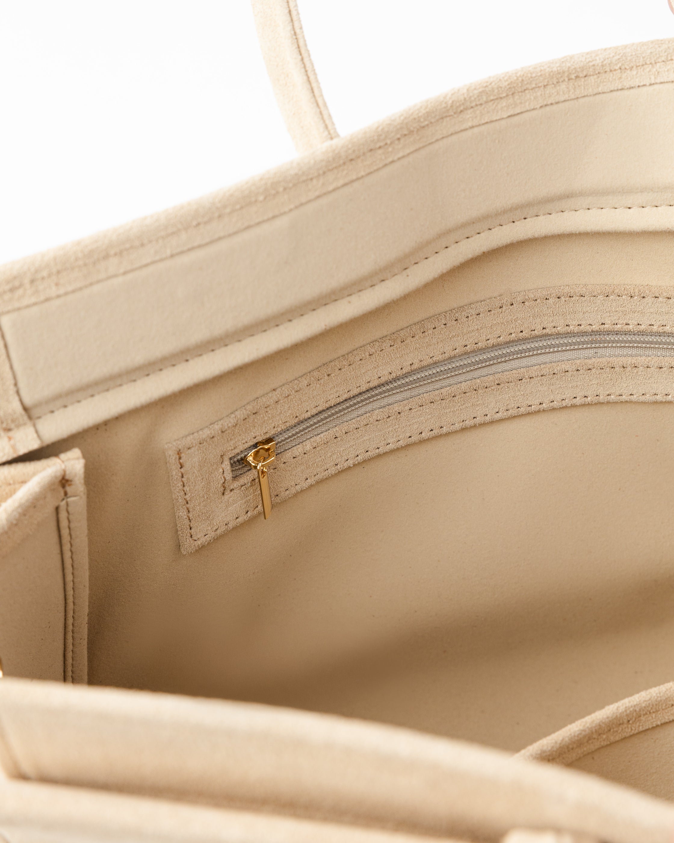 Object № 03 bag Medium Молочний