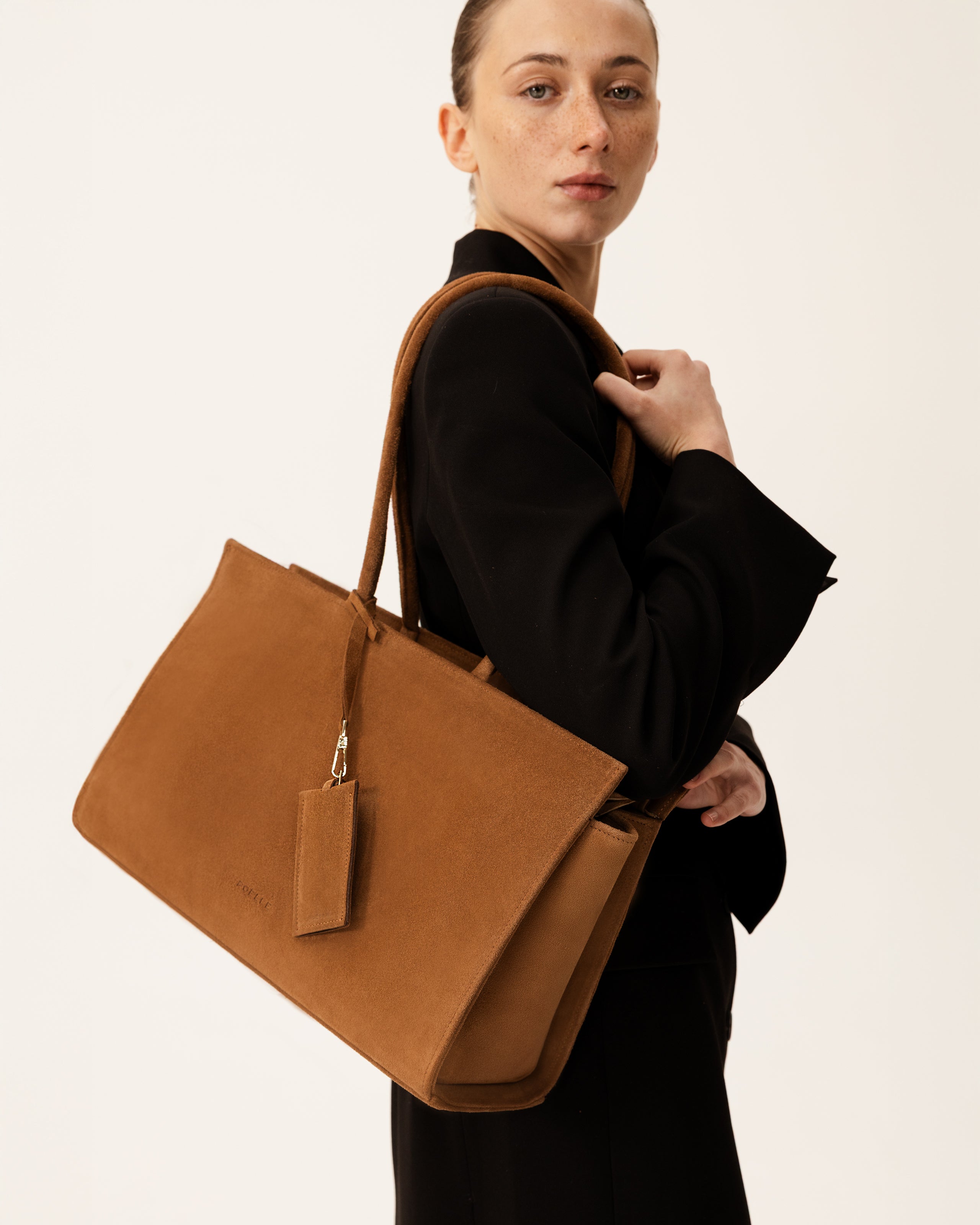 Medium Carolyn Tote Bag Карамельна