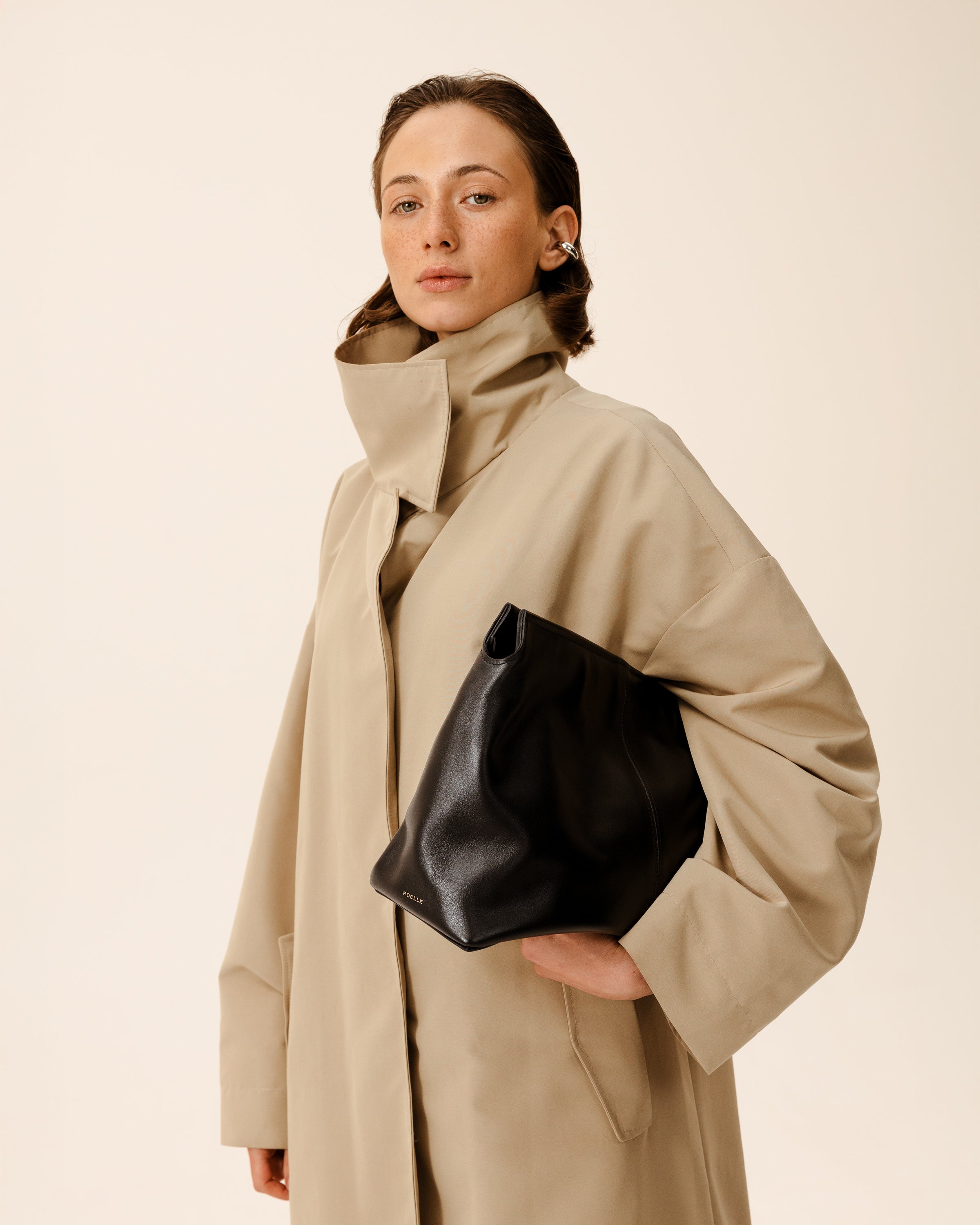 Elza clutch Чорний