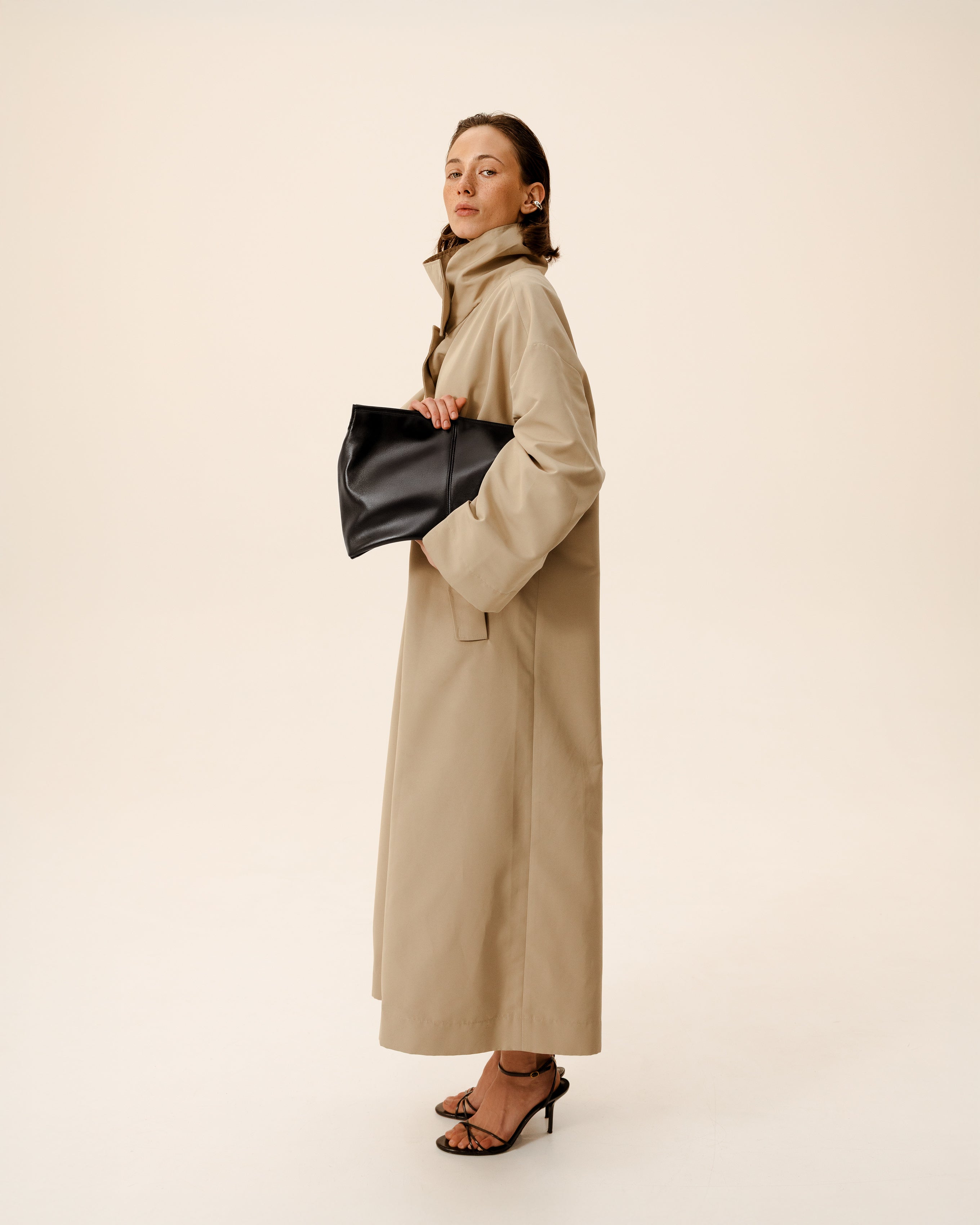 Elza clutch Чорний
