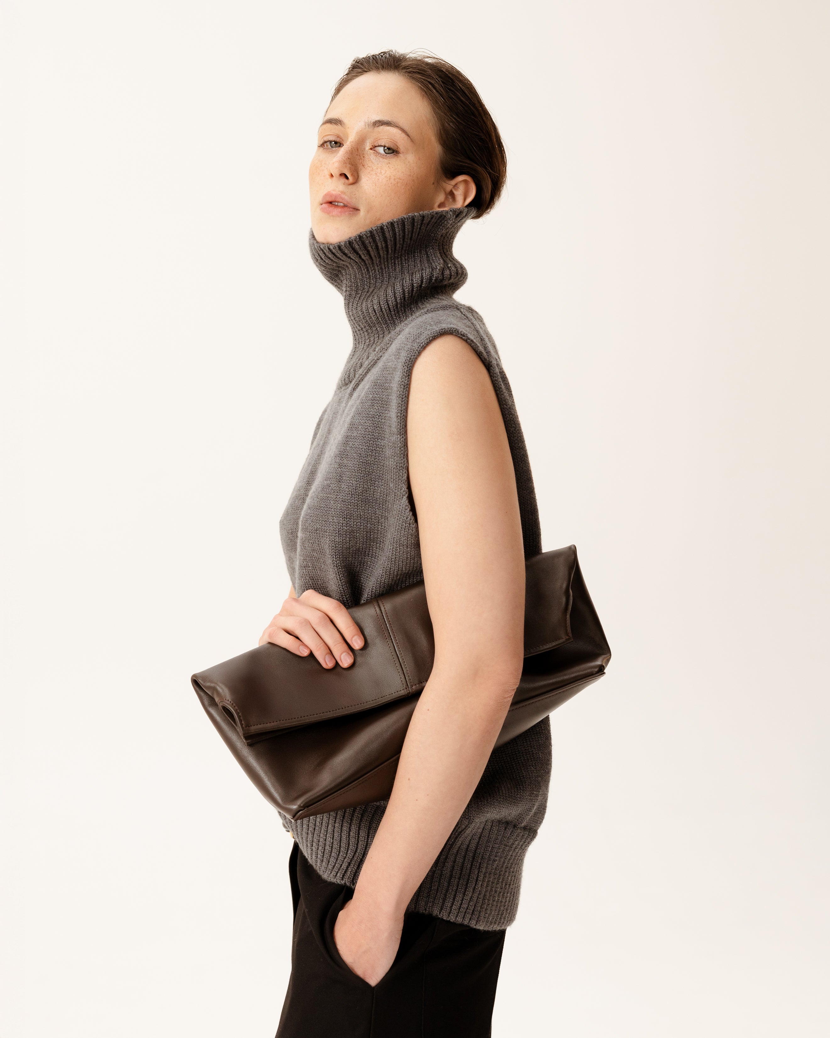 Elza clutch Коричневий