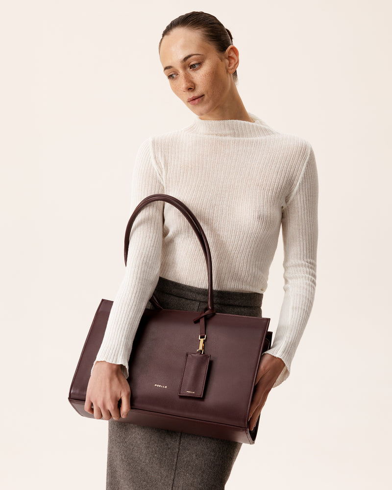 Medium Carolyn Tote Bag Марсала
